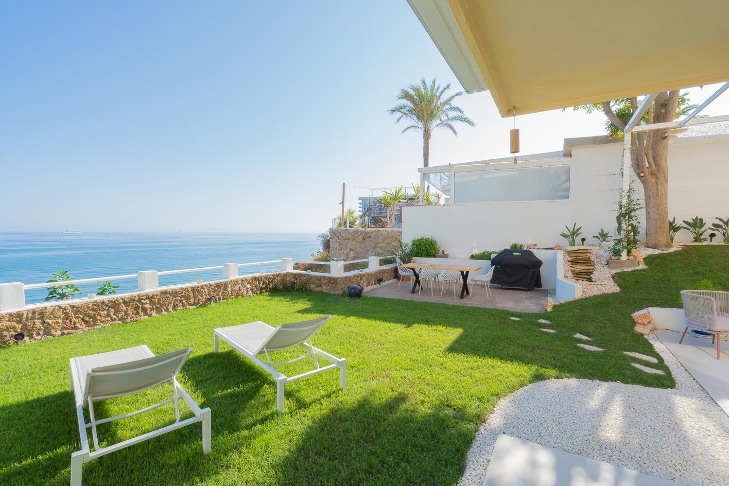 Private 250Sqm Garden Duplex, Jacuzzi, Cinema, Sea View Escape Apartment Torremolinos Luaran gambar