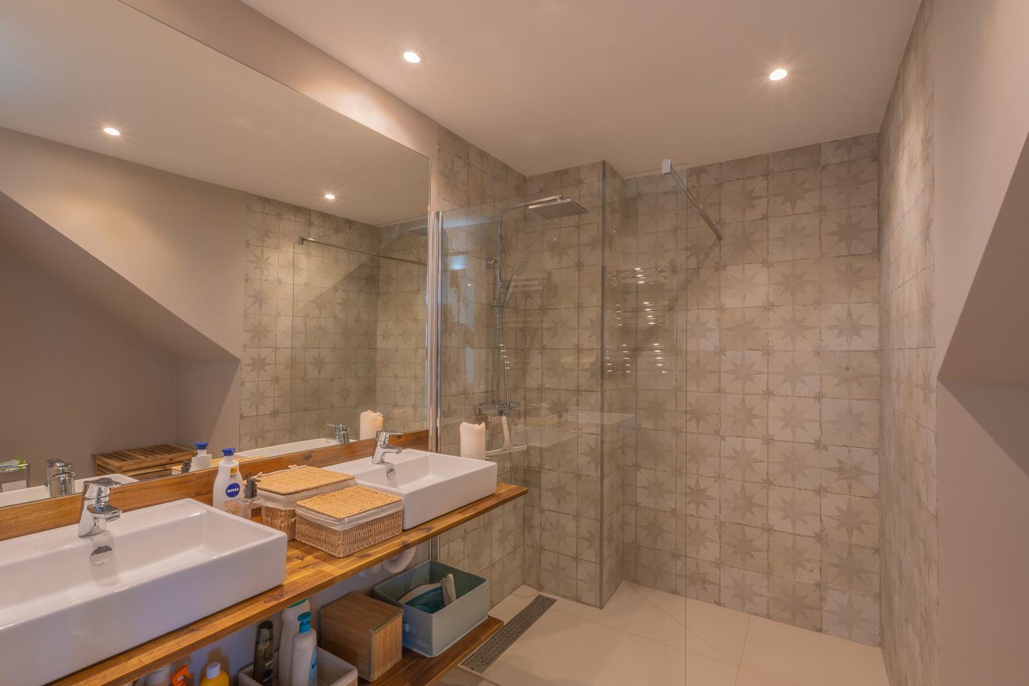 Private 250Sqm Garden Duplex, Jacuzzi, Cinema, Sea View Escape Apartment Torremolinos Luaran gambar